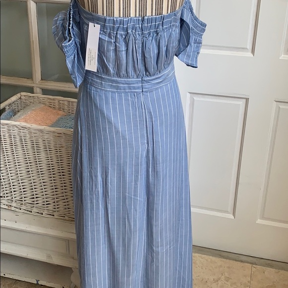 NWT Vici Dress - Picture 3 of 8